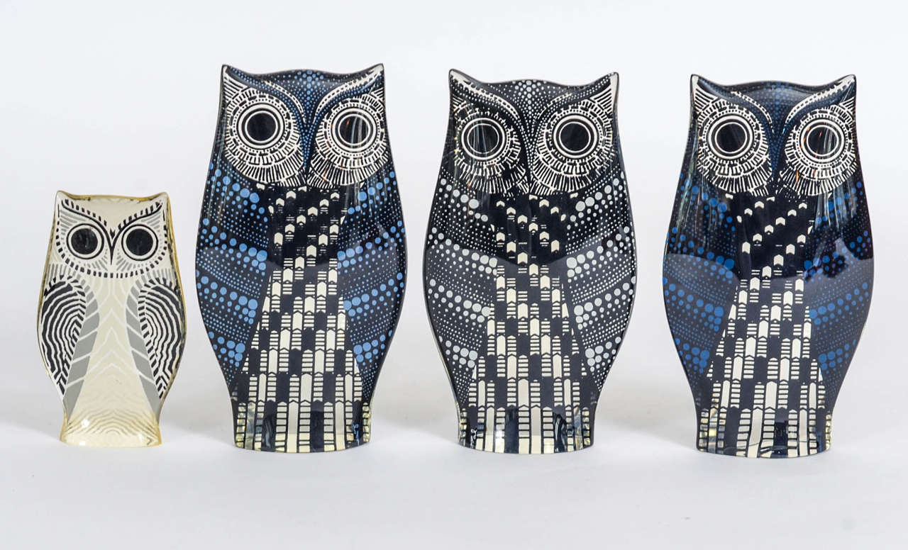 Set of 4 lucite Owls designed by Abraham Palatnik. Three tall ones and one smaller one.

The tall ones are 13.5 cm, the small one is 9 cm.

The Brazilian artist Abraham Palatnik (1928) was the founder of the technological movement in Brazilian