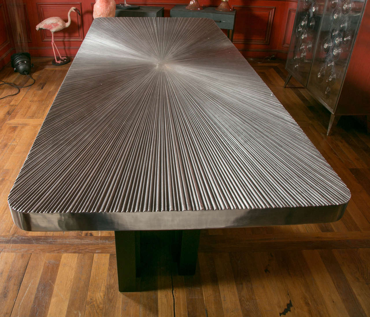 Modern Exceptional Dining Room Table
