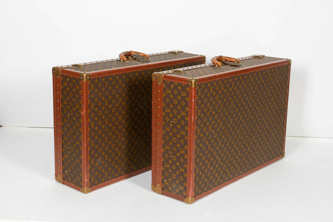 Pair of Vintage Louis Vuitton Alzer Suitcase Trunks In Good Condition In New York, NY