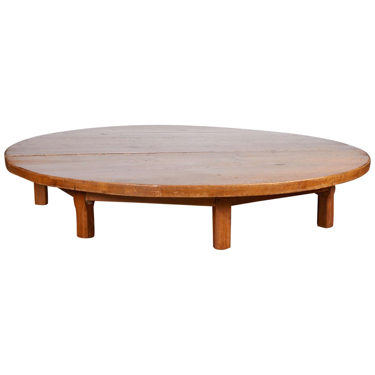 Solid Oakwood Round Table For Sale at 1stdibs