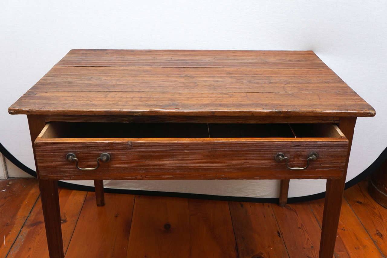 Late 19th Century American Pine Single Drawer Side Table