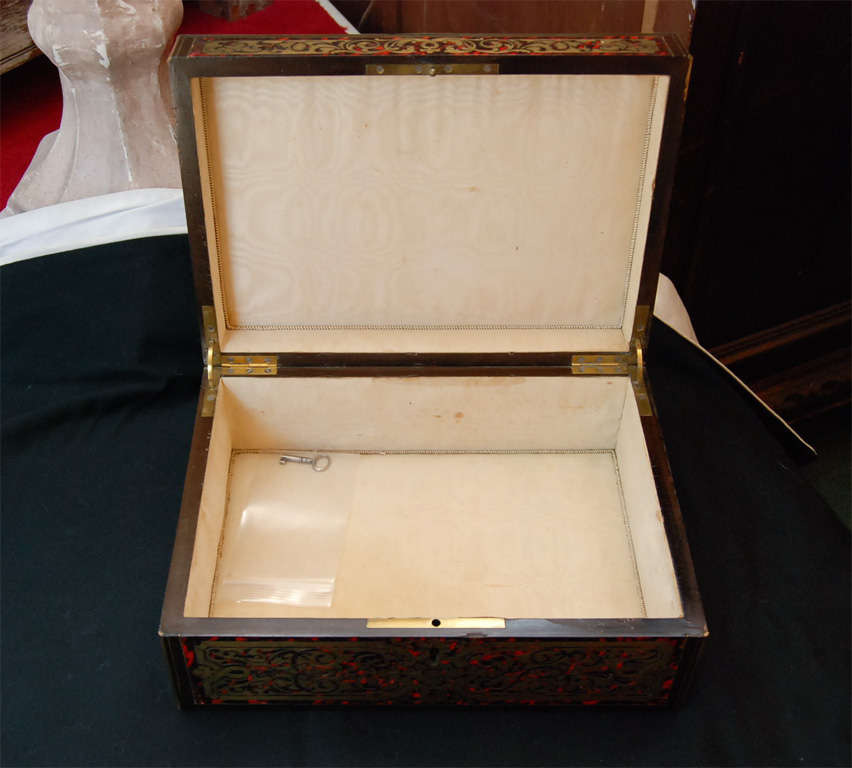 A Antique Boulle Box With Inlaid Brass And Tortoise Shell 2