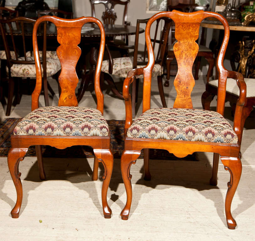 Set Of 8  Queen Anne Style Dining Chairs