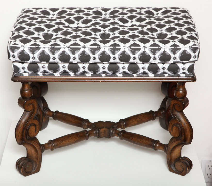 1960s English Carved Wood Bench with Custom Buck House Fabric