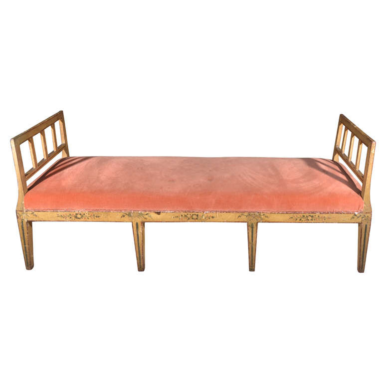 18th c Daybed For Sale at 1stDibs