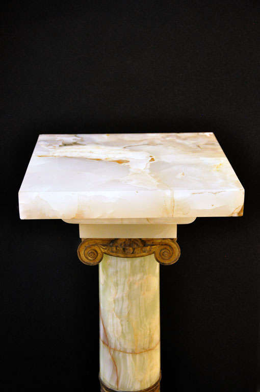 French Empire Onyx Pedestal with Gilt Bronze Mounts, France, 1880 For Sale