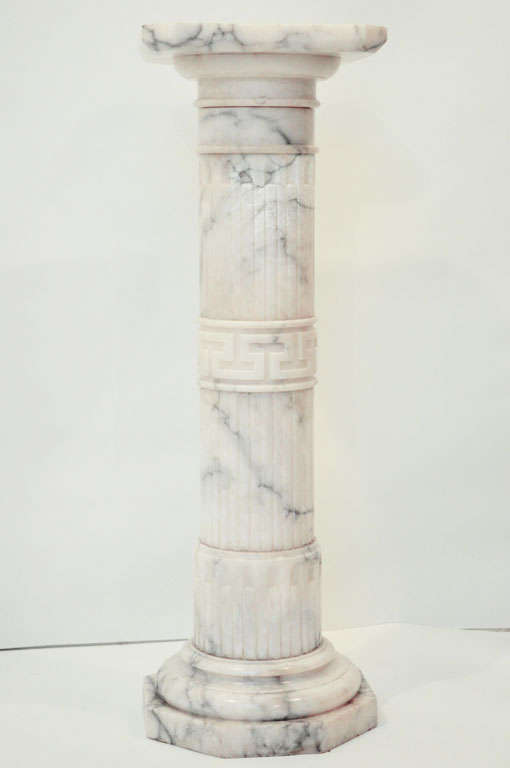 Italian pedestal