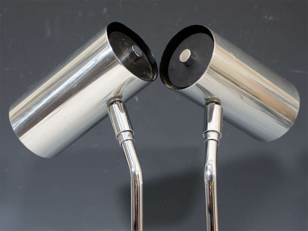 Mid Century Chrome Articulated Desk Lamp by Koch and Lowy 3
