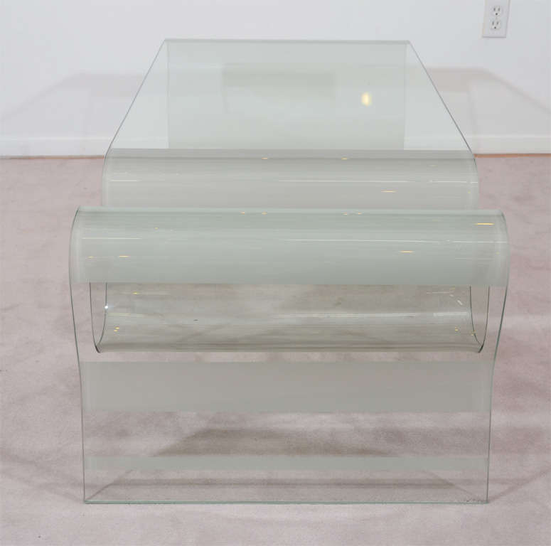 Mid Century Curving Glass Coffee Table with Frosted Accents In Good Condition In Astoria, NY