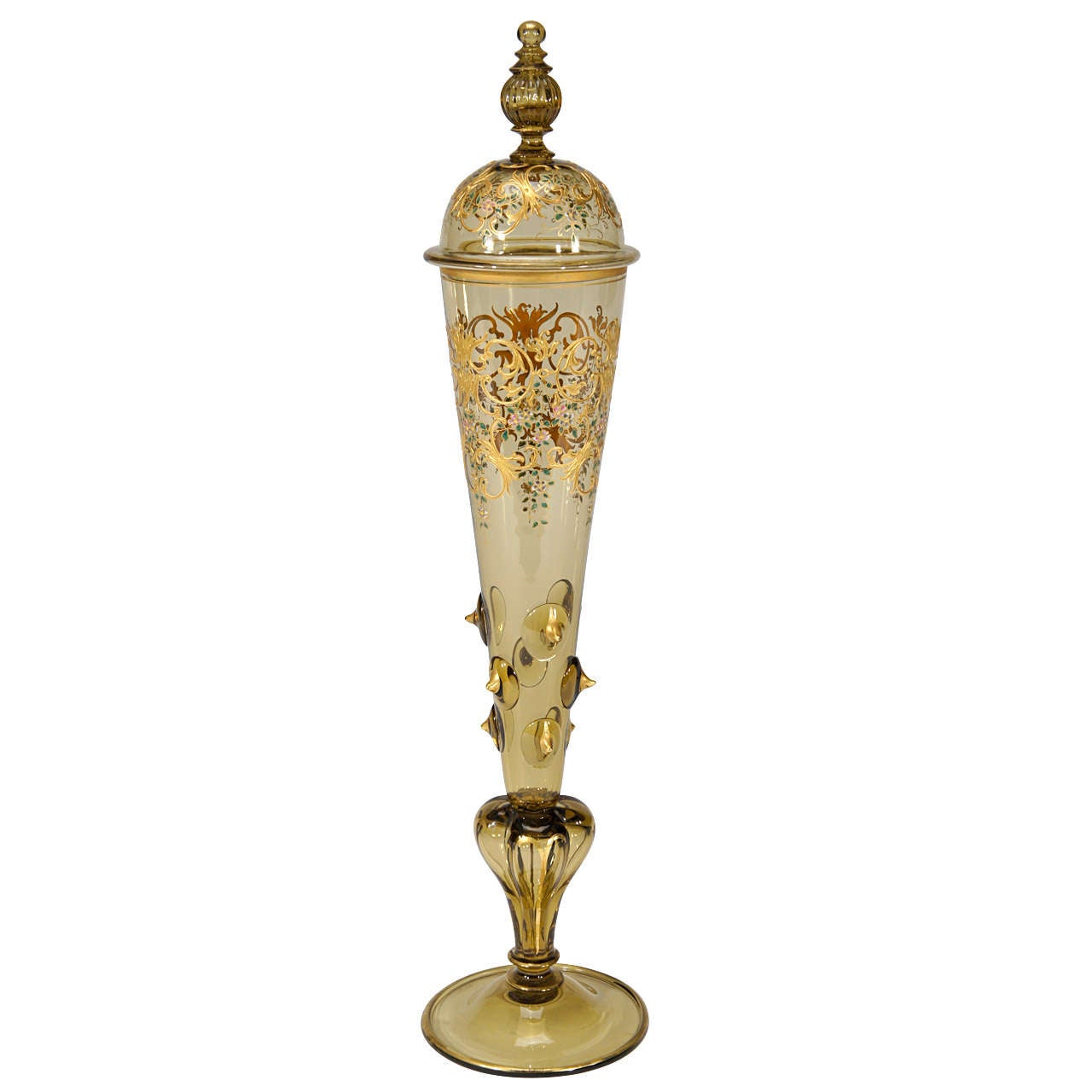Vase/Pokal Moser 19" recouvert de topaze soufflée à la main avec des prunes et une décoration dorée en relief