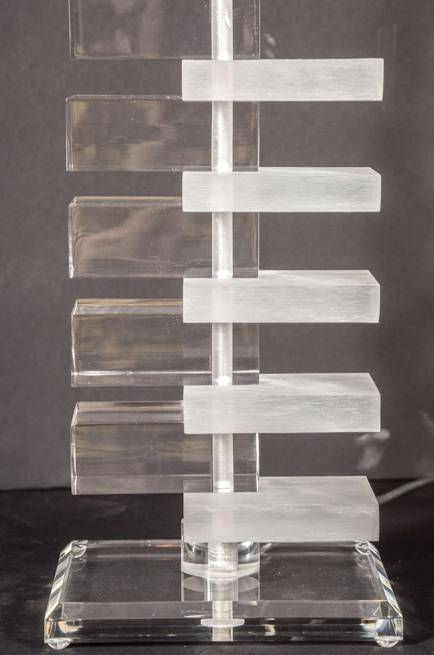 American Modernist Skyscraper Style Frosted & Clear Lucite Lamp For Sale