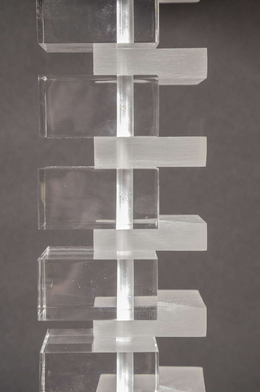 Modernist Skyscraper Style Frosted & Clear Lucite Lamp For Sale 2