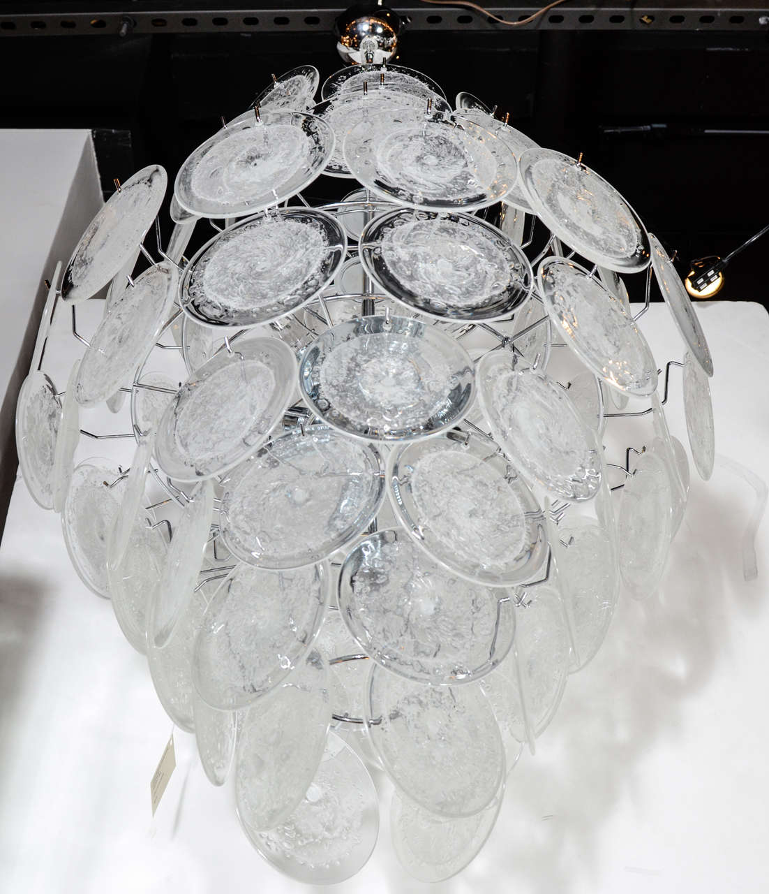 Large 84 Murano Glass Disc Vistosi Chandelier In Excellent Condition In New York, NY