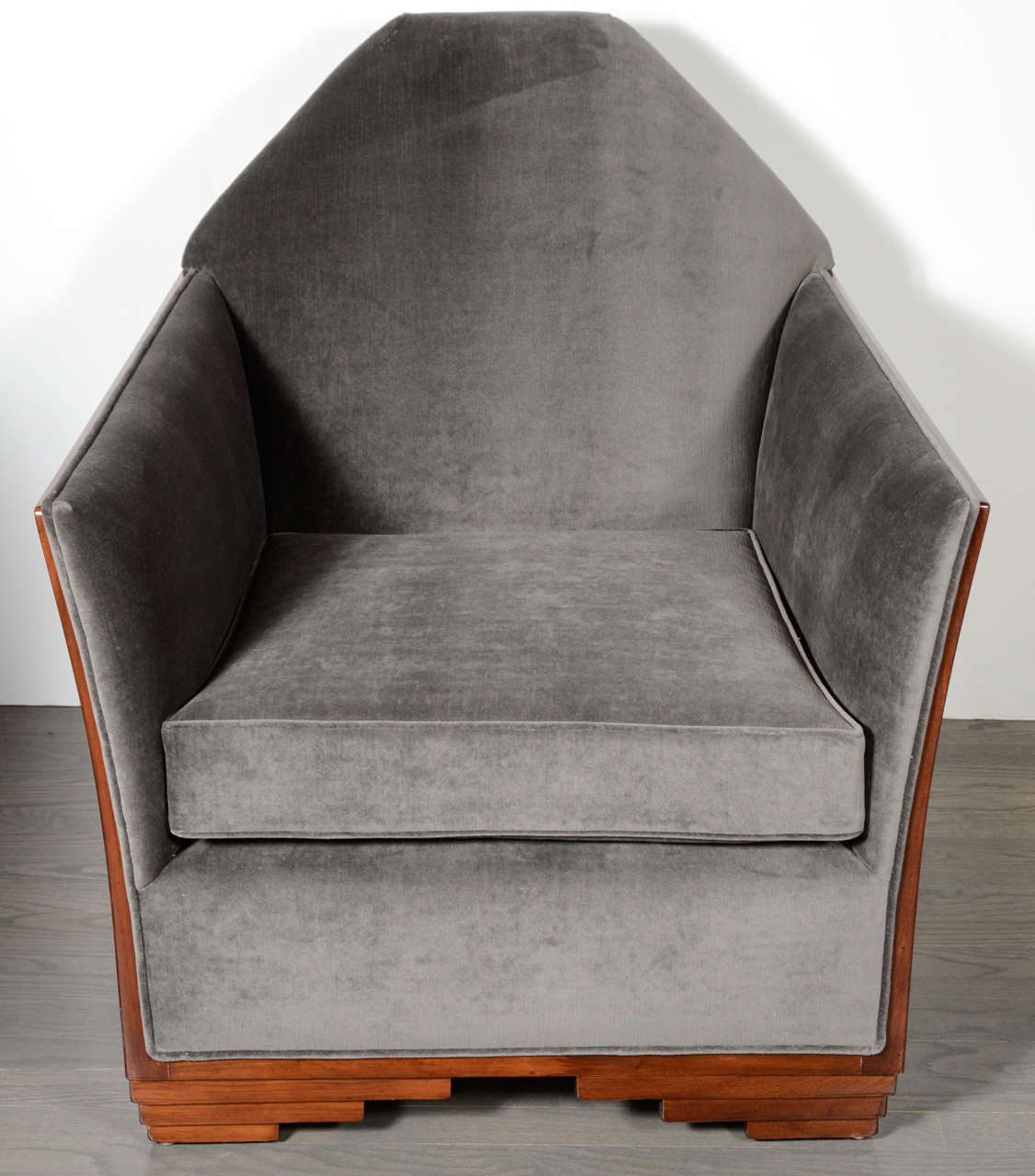 Art Deco Skyscraper Style Chair in Luxurious Grey Velvet In Excellent Condition In New York, NY