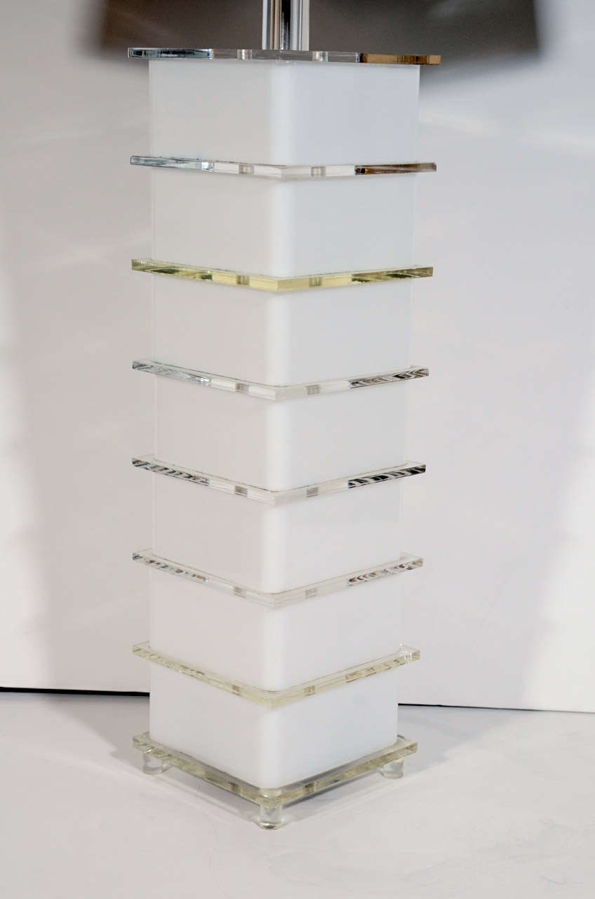 Pair of Modernist Karl Springer Style Lucite and White Plexi Stacked Lamps In Excellent Condition In Fort Lauderdale, FL