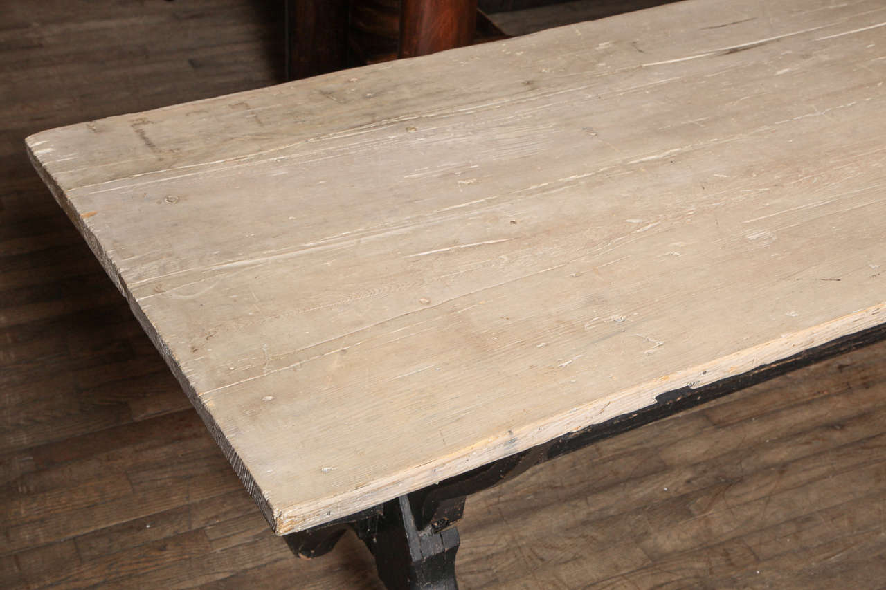 Trestle Table In Excellent Condition In New York, NY