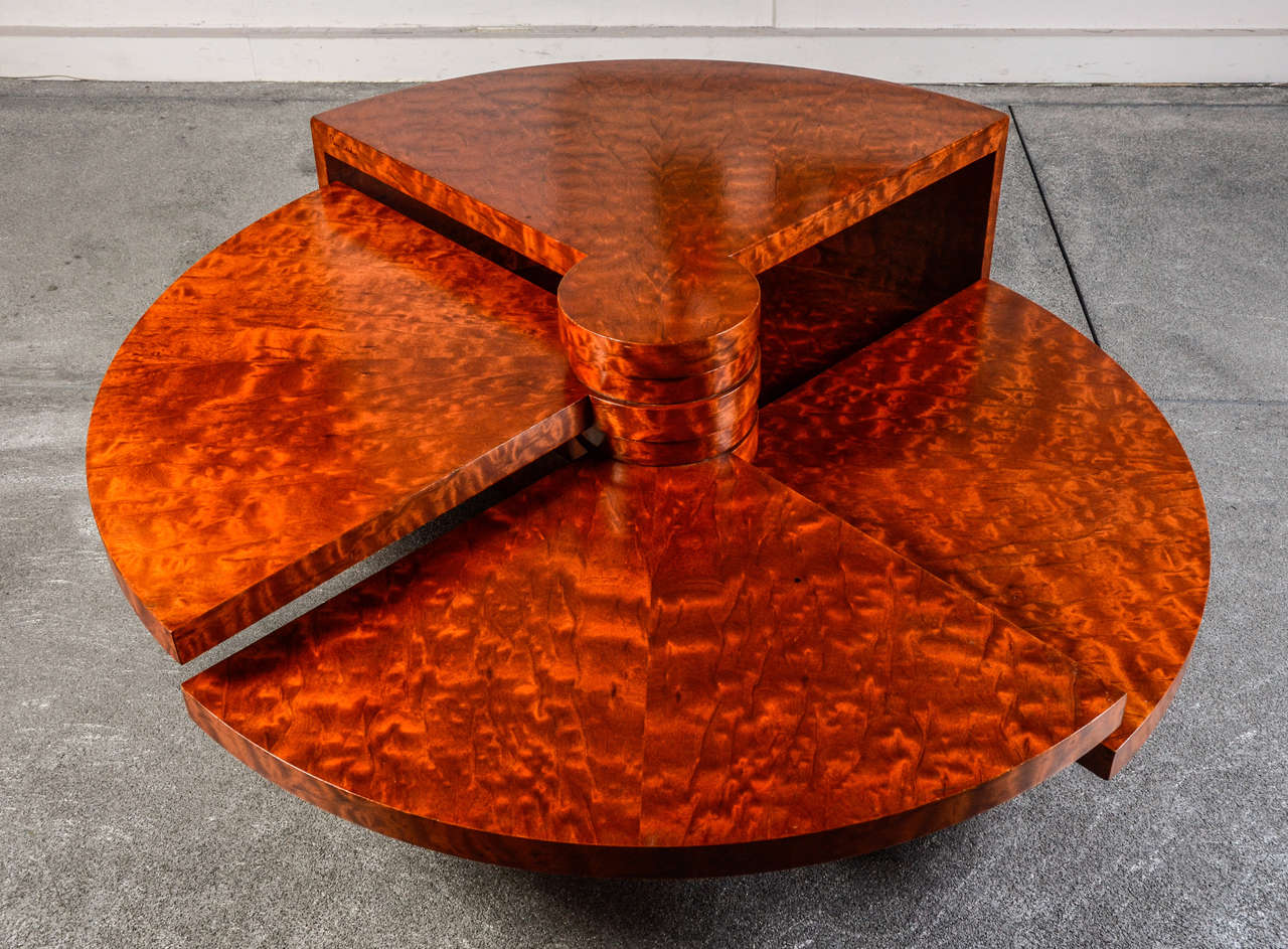 Unfurling Coffee Table by Pierre Cardin, circa 1970 For Sale 4