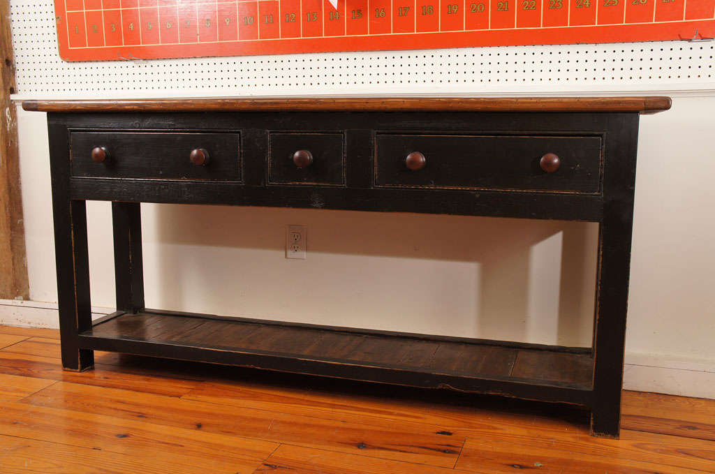 Black English Potboard Server In Excellent Condition In Sheffield, MA