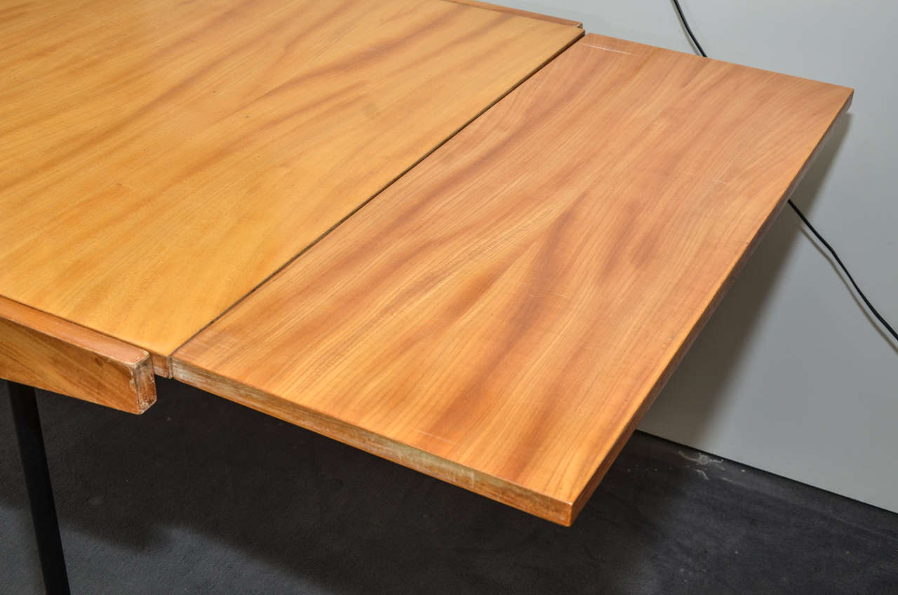 1950s Dining-Room Table by Alain Richard For Sale 4