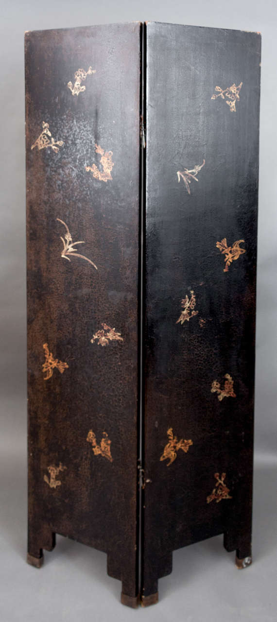 19th Century Six-fold Chinese Lacquer Screen 1