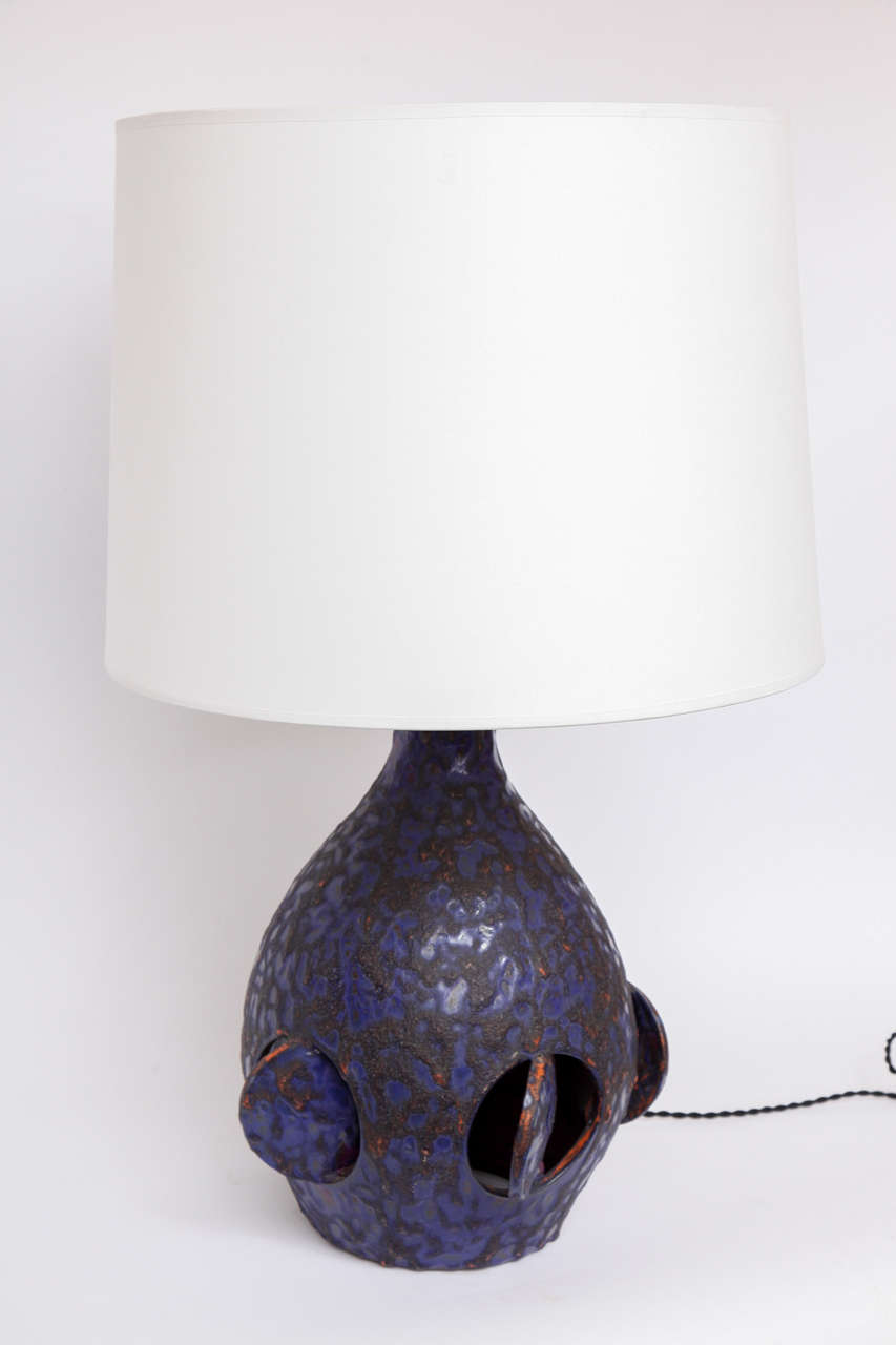 Mid-Century Modern Italian 1960s Sculptural Ceramic Table Lamp