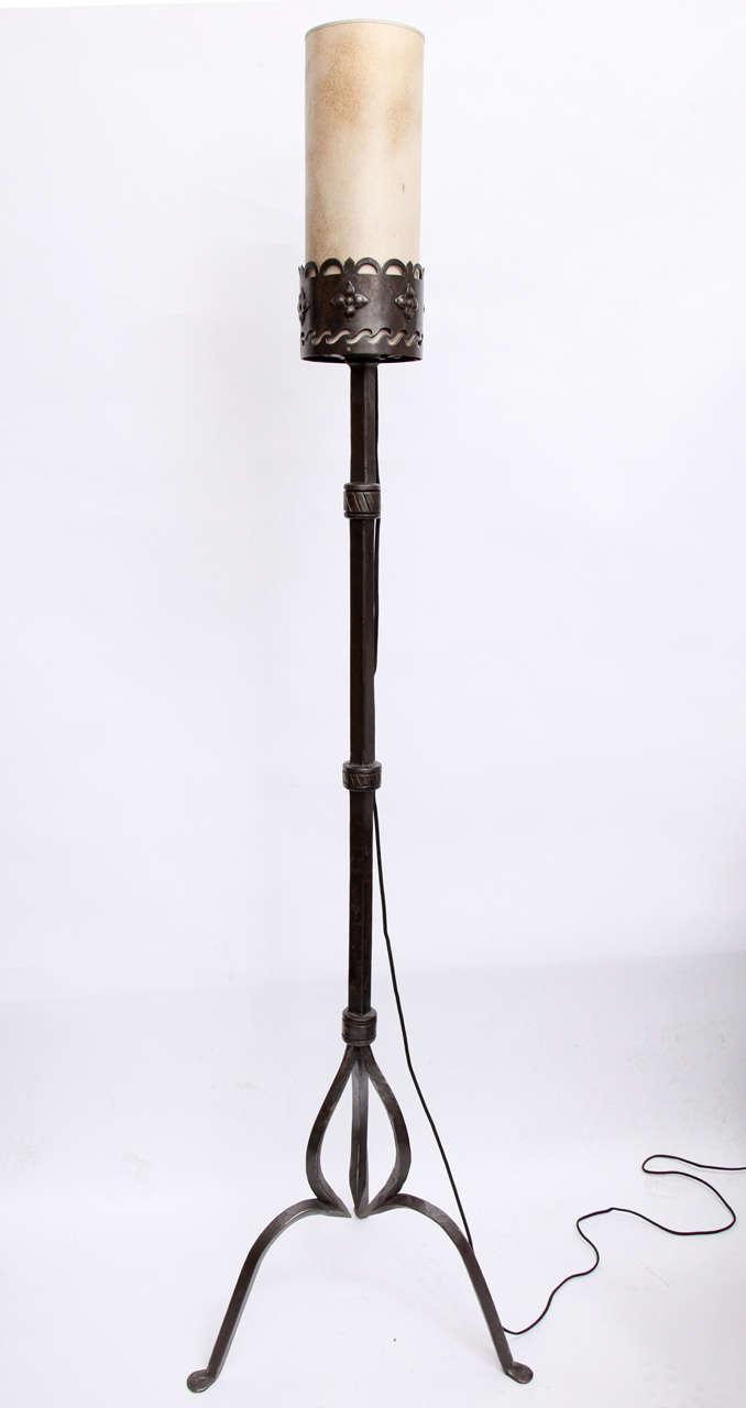 1920s American Arts And Crafts Floor Lamp By Samuel Yellin At 1stdibs A 1920s American Arts Crafts Floor Lamp By Samuel