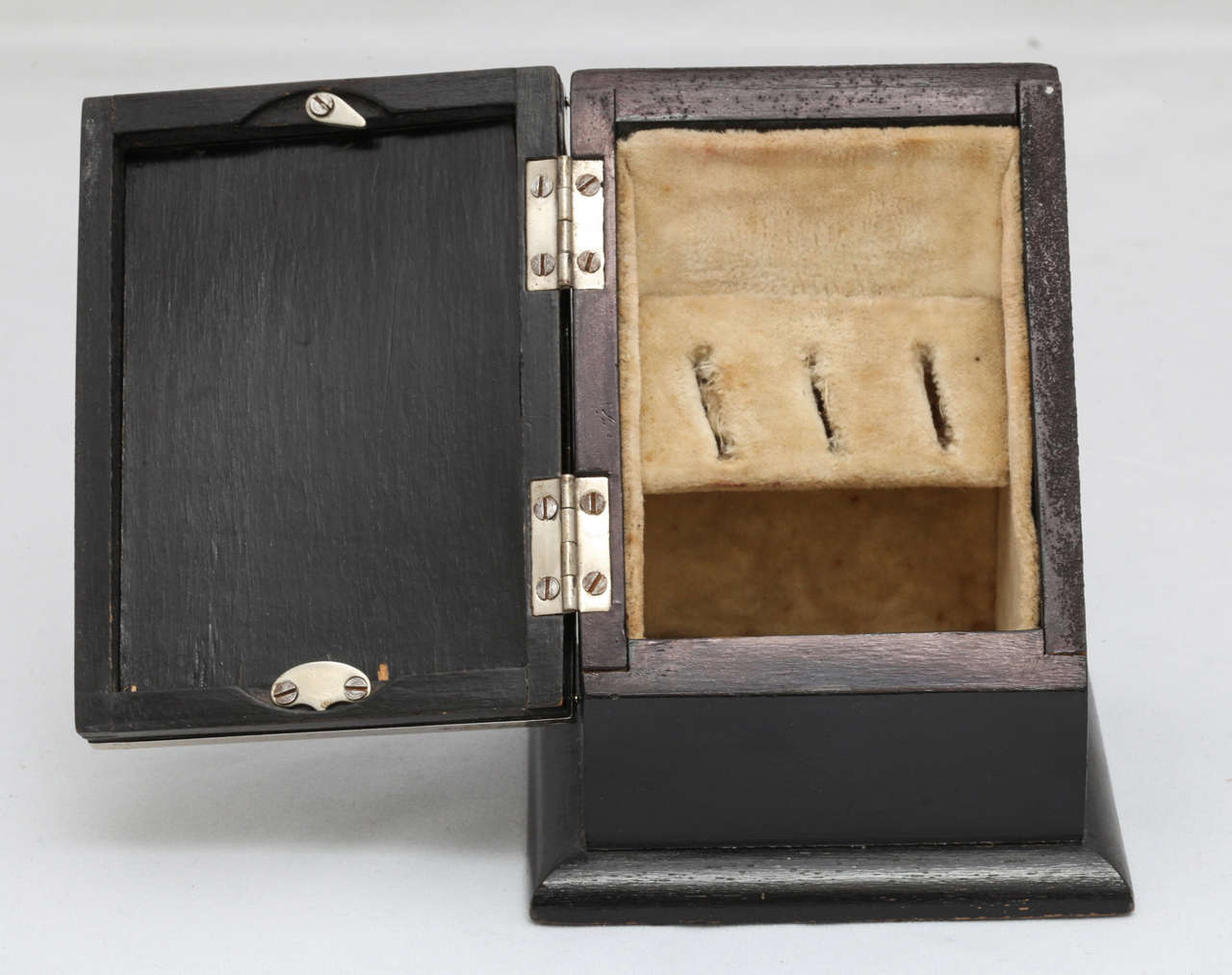 Art Deco Unusual Sterling Silver - Mounted Combination Picture Frame/Jewelry Box In Excellent Condition In New York, NY