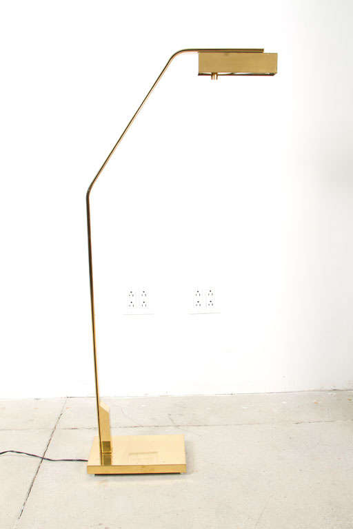 Late 20th Century American Cantilevered Flat Bar Pivoting Reading Lamp by Casella Lighting For Sale