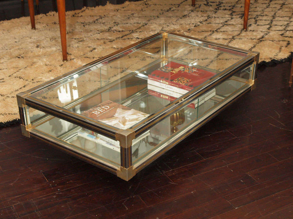 Coffee Table with Display Cabinet 2