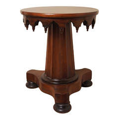 Gothic Mahagony Stool Gothic Mahagony Stool