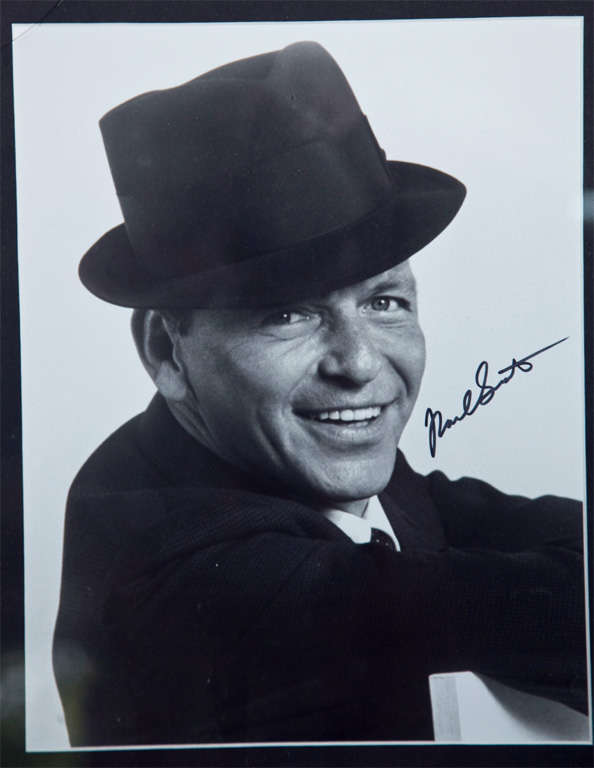 American 1970'S Autographed Frank Sinatra Photo