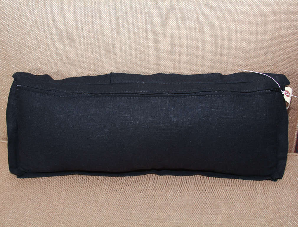 Coussin personnalisé fabriqué à partir d'un bannière d'église des années 1930 en vente 1