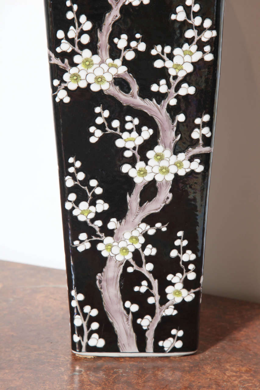 Black Glazed Chinese Vase with White Cherry Blossom Motif For Sale 1