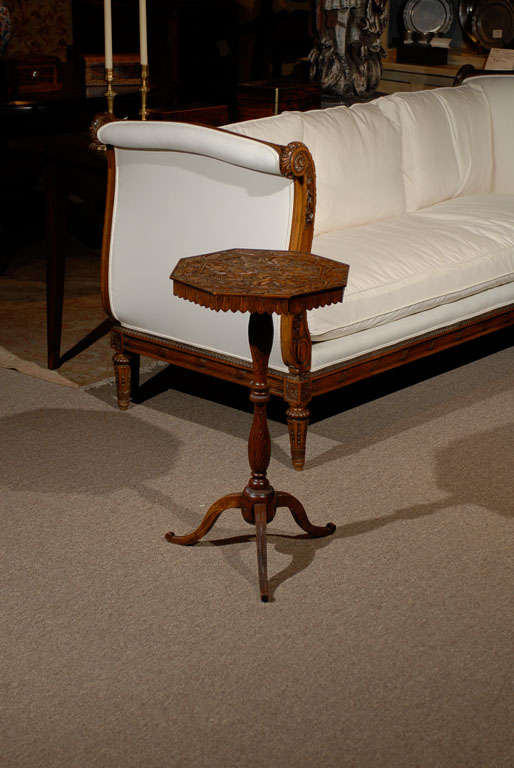 19th Century Carved Walnut Pedestal Table from the Black Forest, circa 1860 For Sale 6