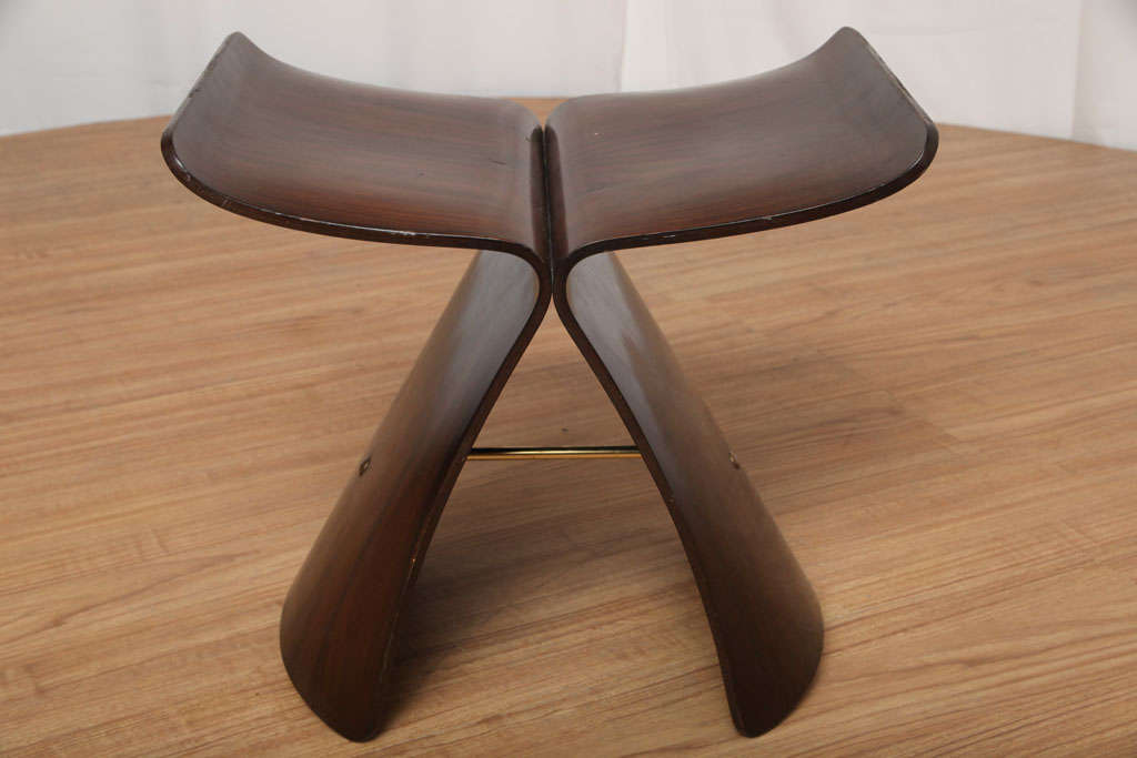 museum stool