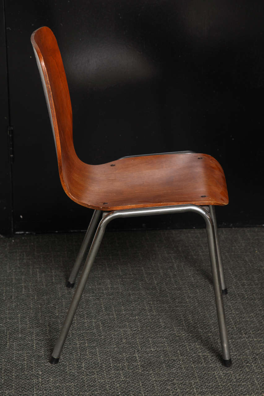 Mid-20th Century Set of Six Midcentury Plywood Stacking Chairs