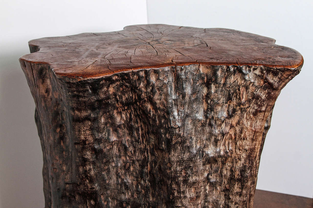 tree stump pedestal
