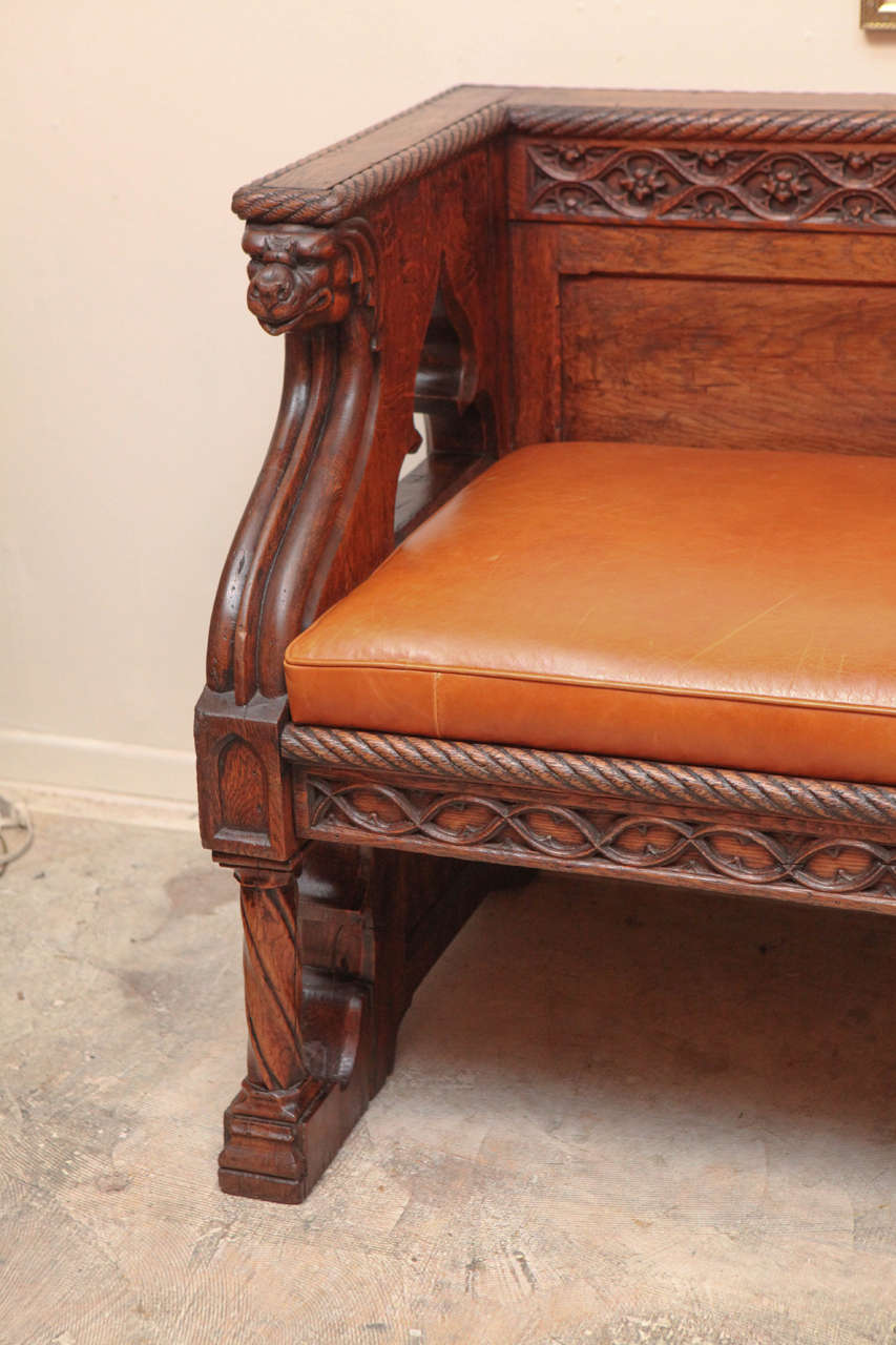 19th Century English Oak Gothic Style Leather Bench In Excellent Condition In Los Angeles, CA