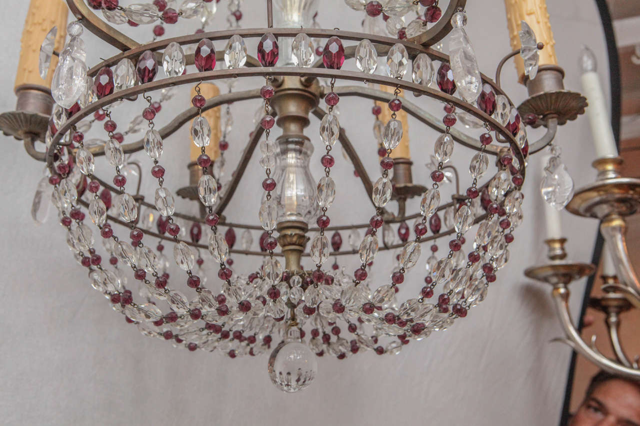 XX secolo Lampadario francese del 1900 in bronzo con perline, ametista e cristallo di rocca in vendita