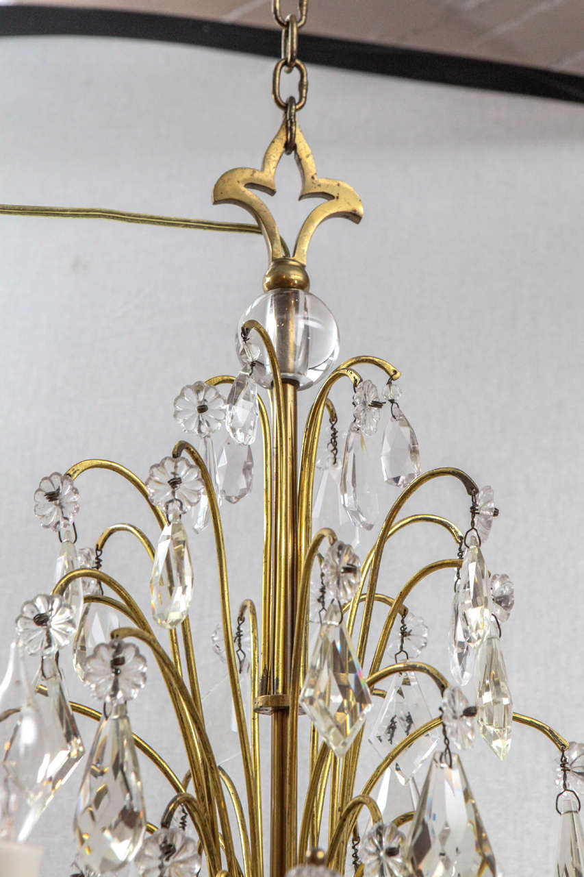 Francese Lampadario di cristallo in ottone lucido in stile Bagues francese degli anni '20 in vendita