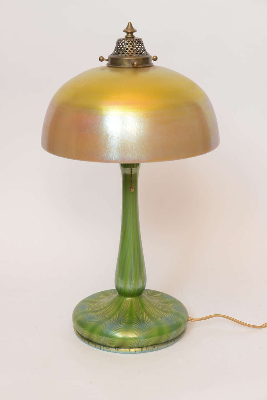 Louis Comfort Tiffany Favrile Glass Table Lamp In Excellent Condition For Sale In Palm Beach, FL