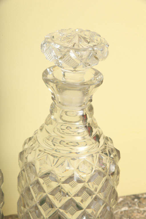 Cut Glass Pair of Regency Diamond and Hobnail Cut Crystal Decanters, English, circa 1820 For Sale