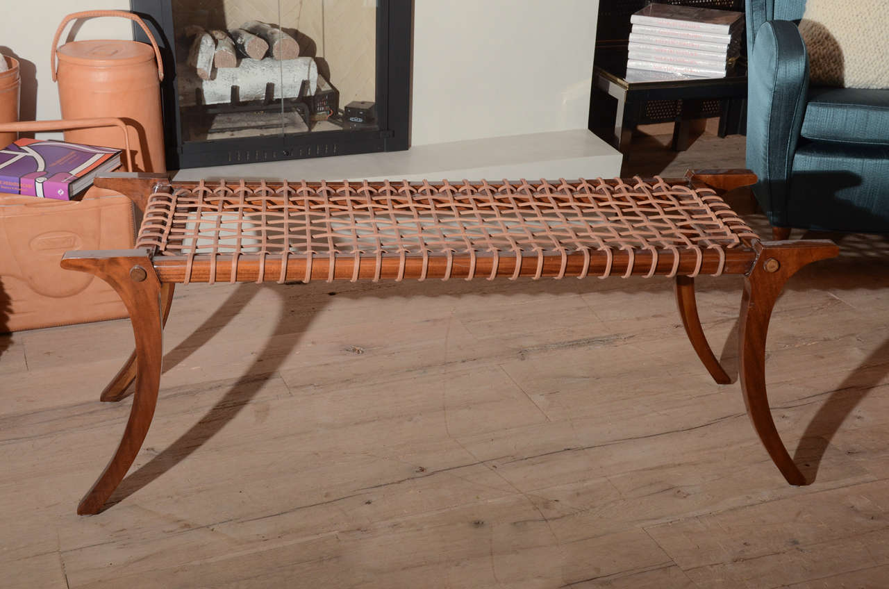 Klismos Bench in solid Mahagony