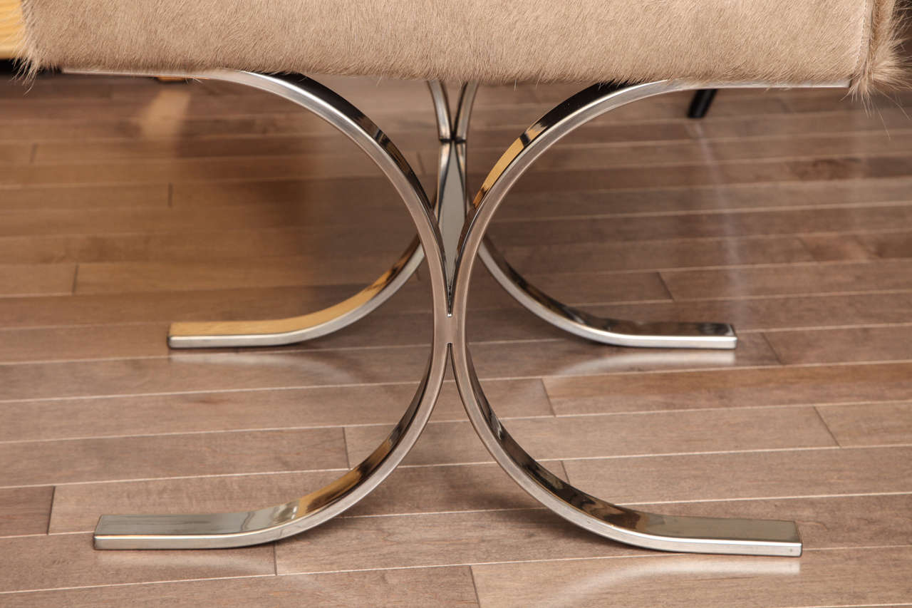 Pair Of Chrome Stools With Taupe Cowhide, c. 1970 In Excellent Condition In New York, NY