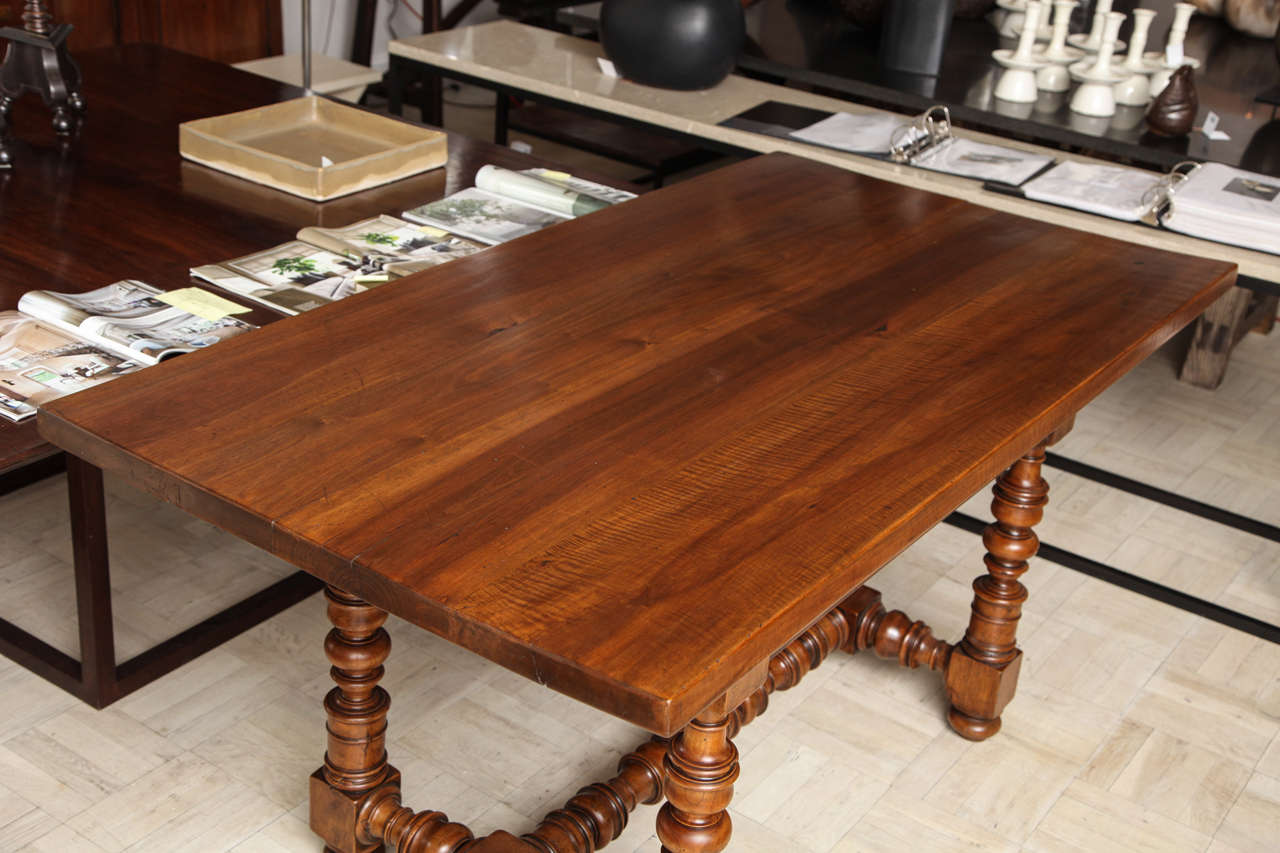 Late 18th-Early 19th Century Walnut Library Table For Sale 3