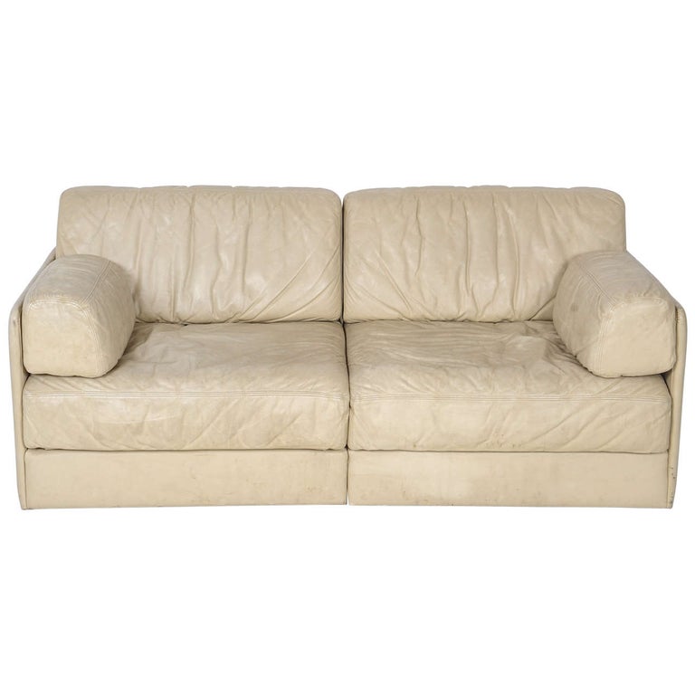 Rare Off White De Sede Ds 76 Sectional Two Seat Sofa Bed For Sale