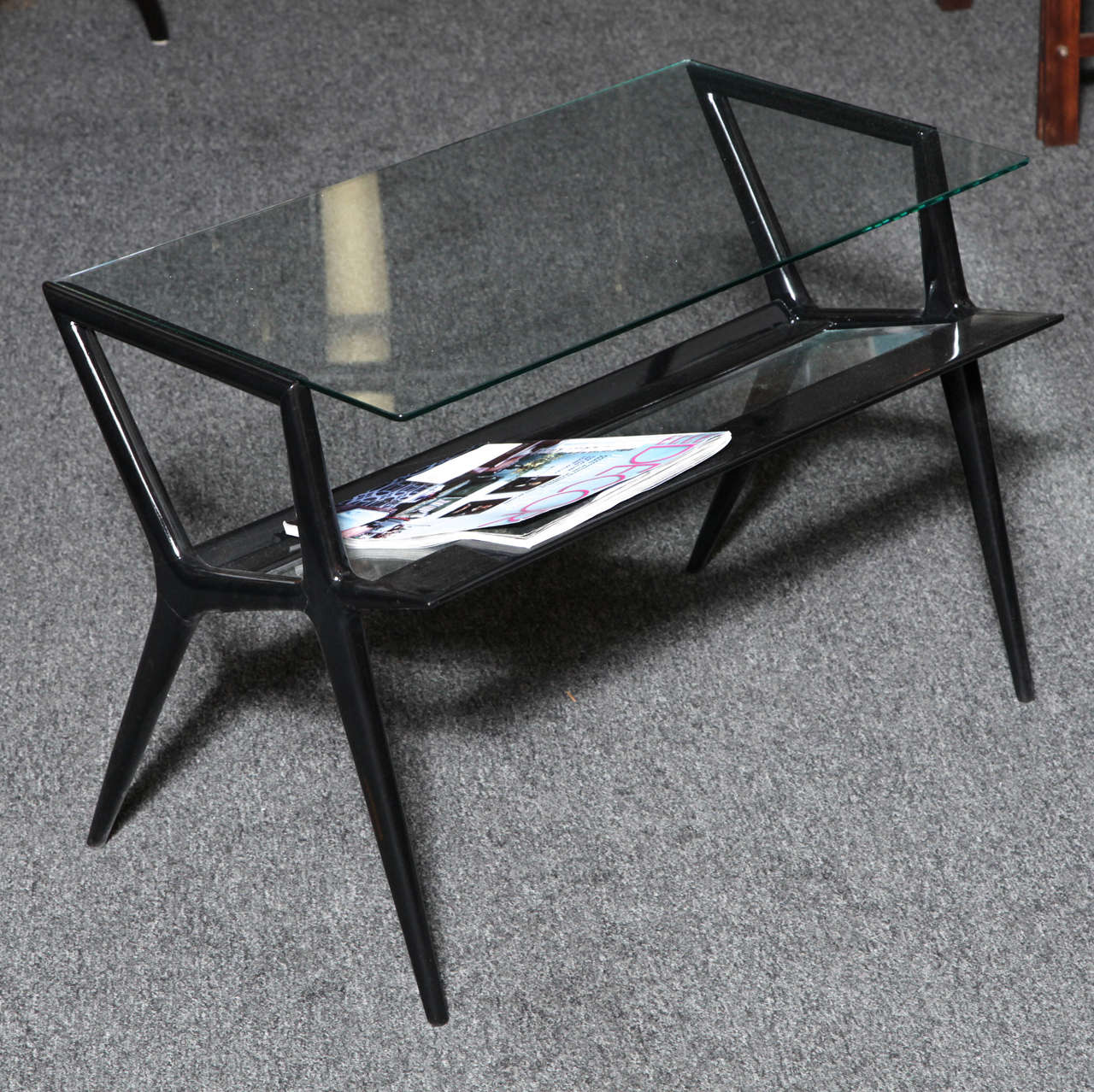Mid-Century Modern Magazine Table Designed by Cesare Lacca made in Italy For Sale