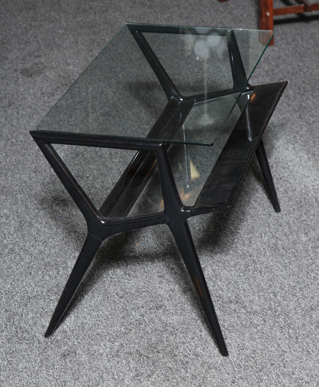 Italian Magazine Table Designed by Cesare Lacca made in Italy For Sale