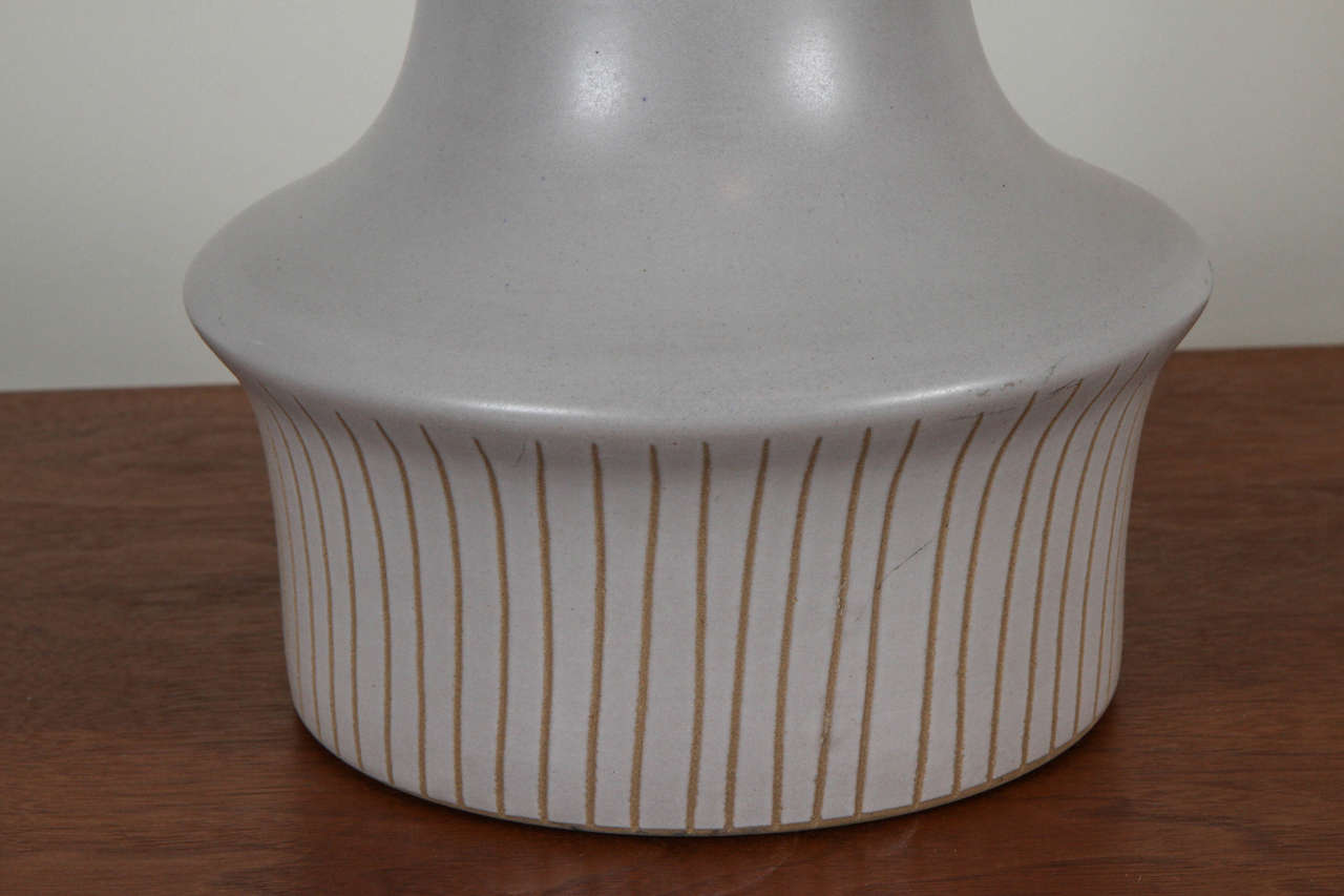 Pair of Ceramic Martz Lamps with Sgraffito Striped Base In Excellent Condition In Los Angeles, CA