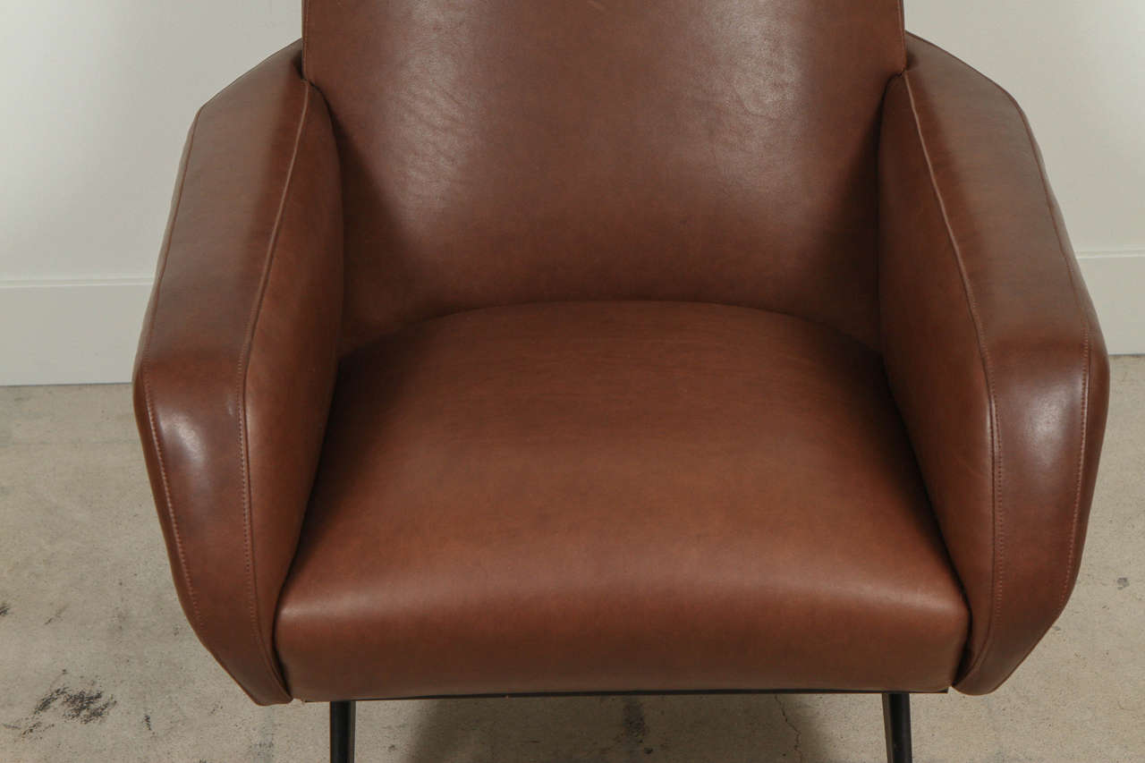 Pair of Italian Leather Chairs in the Style of Arflex 2